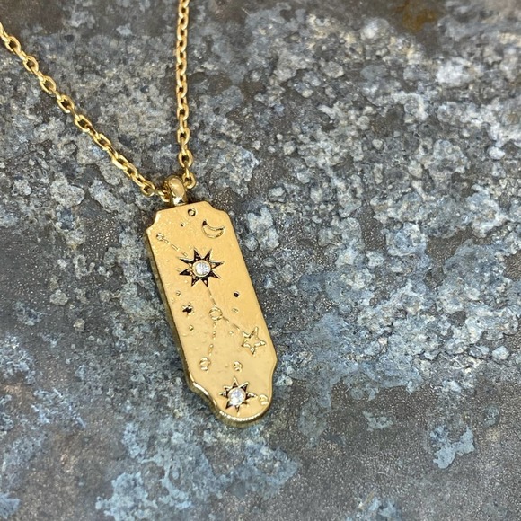 Free People Jewelry - NEW Cancer Constellation Pendant Necklace